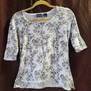 Vintage Andrea Viccaro green and white floral half sleeve sweater top